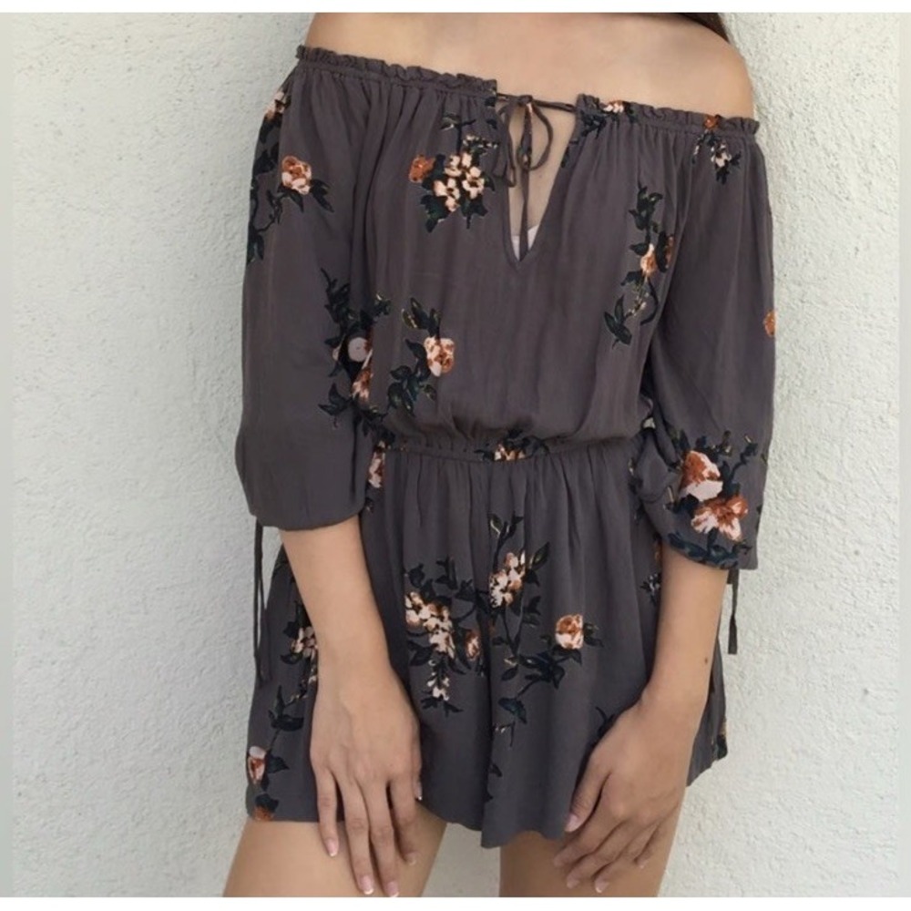 Free People Romper Floral Size XS. Grey Green Fall